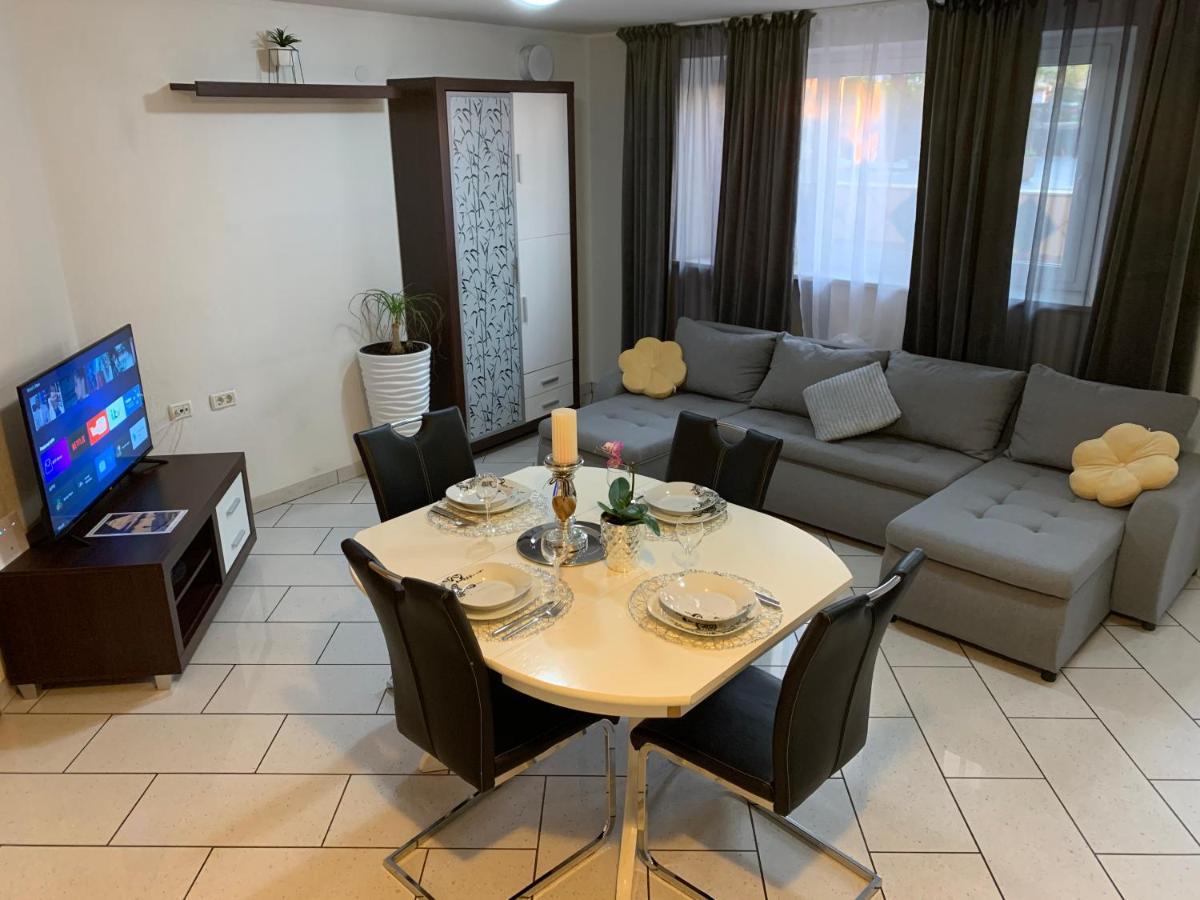First Row To The Sea - Maremi Izola Apartment Terrace ภายนอก รูปภาพ