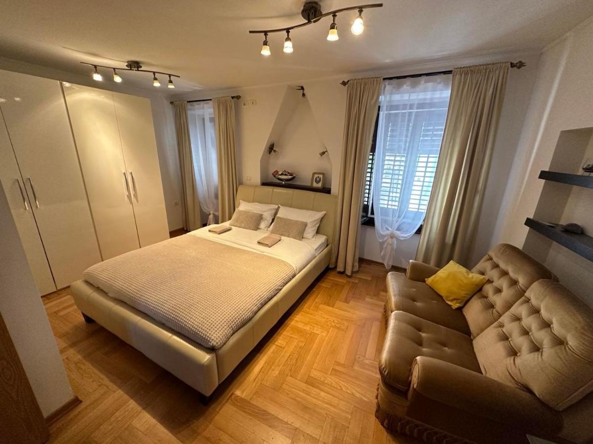 First Row To The Sea - Maremi Izola Apartment Terrace ภายนอก รูปภาพ